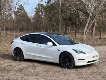 Авто Tesla Model 3 2023 № 8613161
