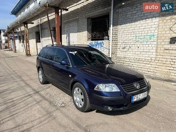 Авто Volkswagen Passat 2003 № 8613760