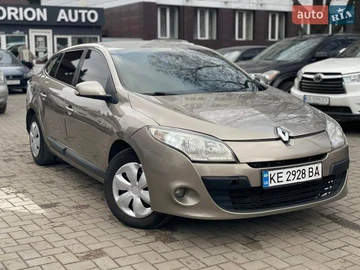 Авто Renault Megane 2010 № 8613822
