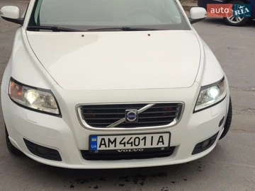 Авто Volvo V50 2009 № 8613825