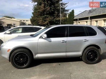 Авто Porsche Cayenne 2005 № 8614077