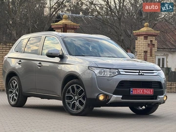 Авто Mitsubishi Outlander 2015 № 8614104