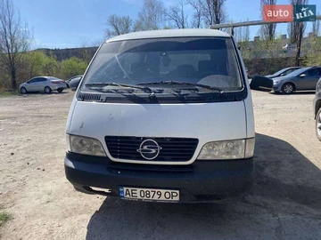 Авто SsangYong Istana 2001 № 8614342