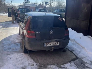 Авто Volkswagen Golf 2001 № 8614366