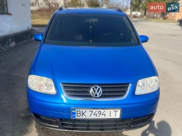 Авто Volkswagen Touran 2003 № 8614375