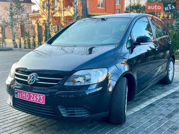 Авто Volkswagen Golf Plus 2007 № 8614409