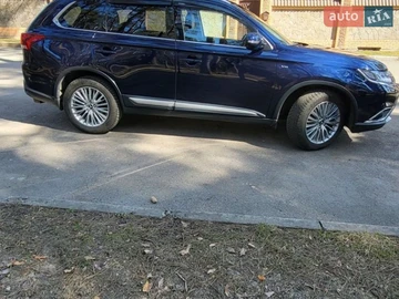 Авто Mitsubishi Outlander 2016 № 8614693