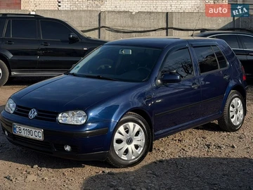 Авто Volkswagen Golf 2000 № 8614993
