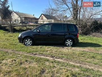 Авто Volkswagen Touran 2003 № 8615046