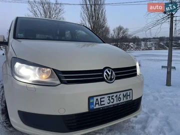Авто Volkswagen Touran 2015 № 8615096