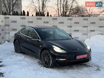 Авто Tesla Model 3 2018 № 8615296