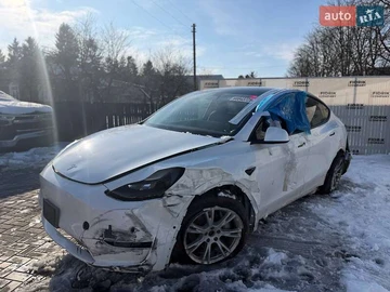 Авто Tesla Model Y 2022 № 8615308