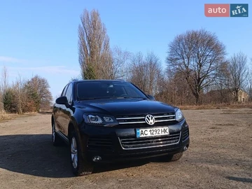 Авто Volkswagen Touareg 2013 № 8615373