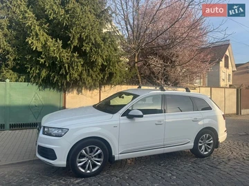 Авто Audi Q7 2017 № 8615580