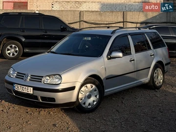 Авто Volkswagen Golf 2000 № 8615629