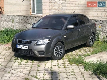 Авто KIA Rio 2010 № 8615685