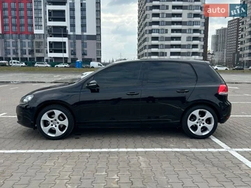 Авто Volkswagen Golf 2009 № 8615896