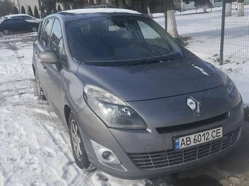Авто Renault Scenic 2011 № 8615908