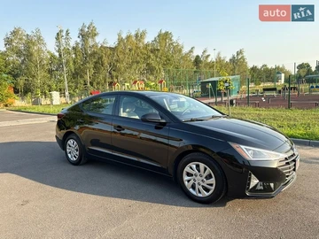 Авто Hyundai Elantra 2019 № 8615977