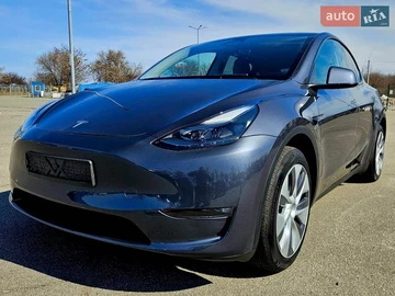 Авто Tesla Model Y 2023 № 8616197