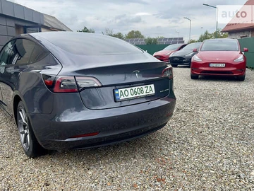 Авто Tesla Model 3 2021 № 8616207