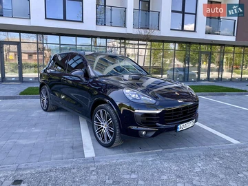 Авто Porsche Cayenne 2016 № 8616221