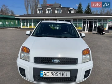 Авто Ford Fusion 2010 № 8616441
