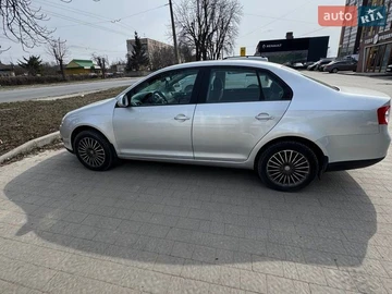 Авто Volkswagen Jetta 2006 № 8616474