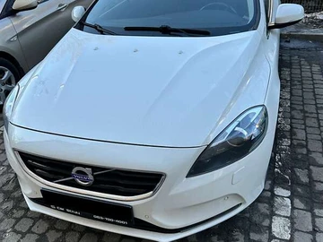 Авто Volvo V40 2013 № 8616646