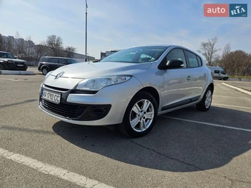 Авто Renault Megane 2013 № 8616939