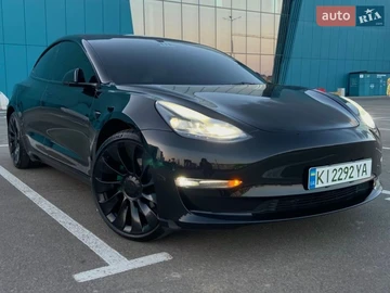 Авто Tesla Model 3 2023 № 8617039