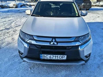 Авто Mitsubishi Outlander 2017 № 8617326