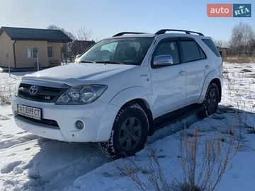 Авто Toyota Fortuner 2007 № 8617385