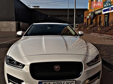 Авто Jaguar Xe 2016 № 8617522
