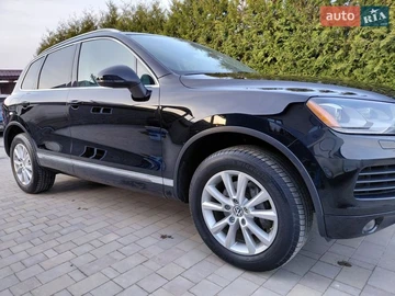 Авто Volkswagen Touareg 2013 № 8617526
