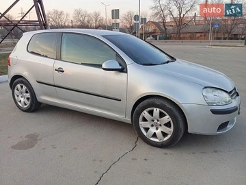 Авто Volkswagen Golf 2004 № 8617569
