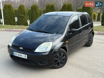 Авто Ford Fiesta 2004 № 8617575