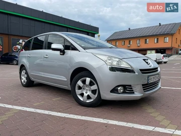 Авто Peugeot 5008 2010 № 8617776
