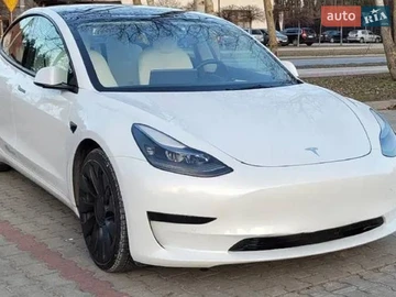 Авто Tesla Model 3 2023 № 8617885