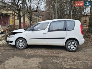 Авто Skoda Roomster 2012 № 8617966