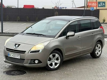 Авто Peugeot 5008 2011 № 8618019
