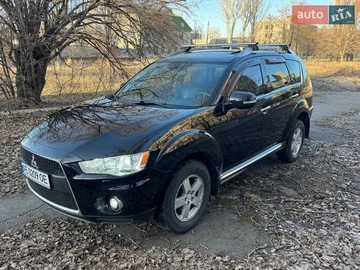 Авто Mitsubishi Outlander Xl 2010 № 8618232