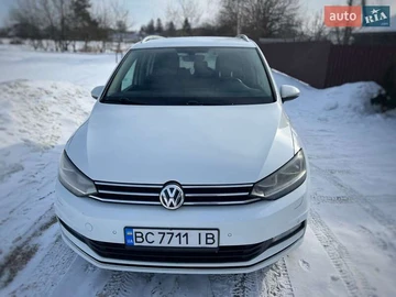 Авто Volkswagen Touran 2017 № 8618270