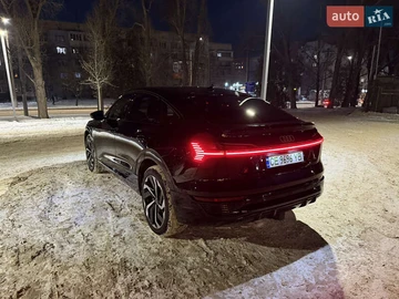 Авто Audi Q8 Sportback E-Tron 2023 № 8618477