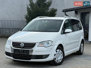 Авто Volkswagen Touran 2009 № 8618572