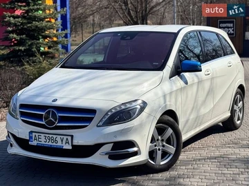 Авто Mercedes B-Class 2015 № 8618863
