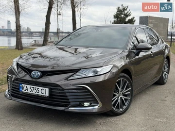 Авто Toyota Camry 2023 № 8619180