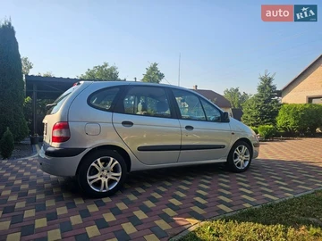 Авто Renault Scenic 2001 № 8619380