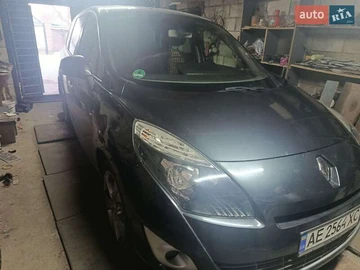 Авто Renault Grand Scenic 2010 № 8619544
