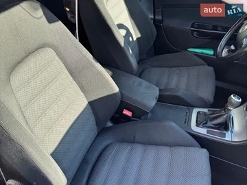 Авто Volkswagen Passat 2006 № 8619552